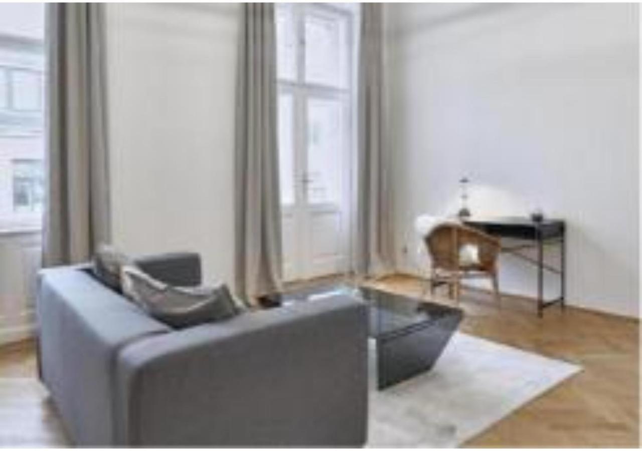 Luxurious, 2 Min To Casino And Roemertherme Apartment Baden Luaran gambar