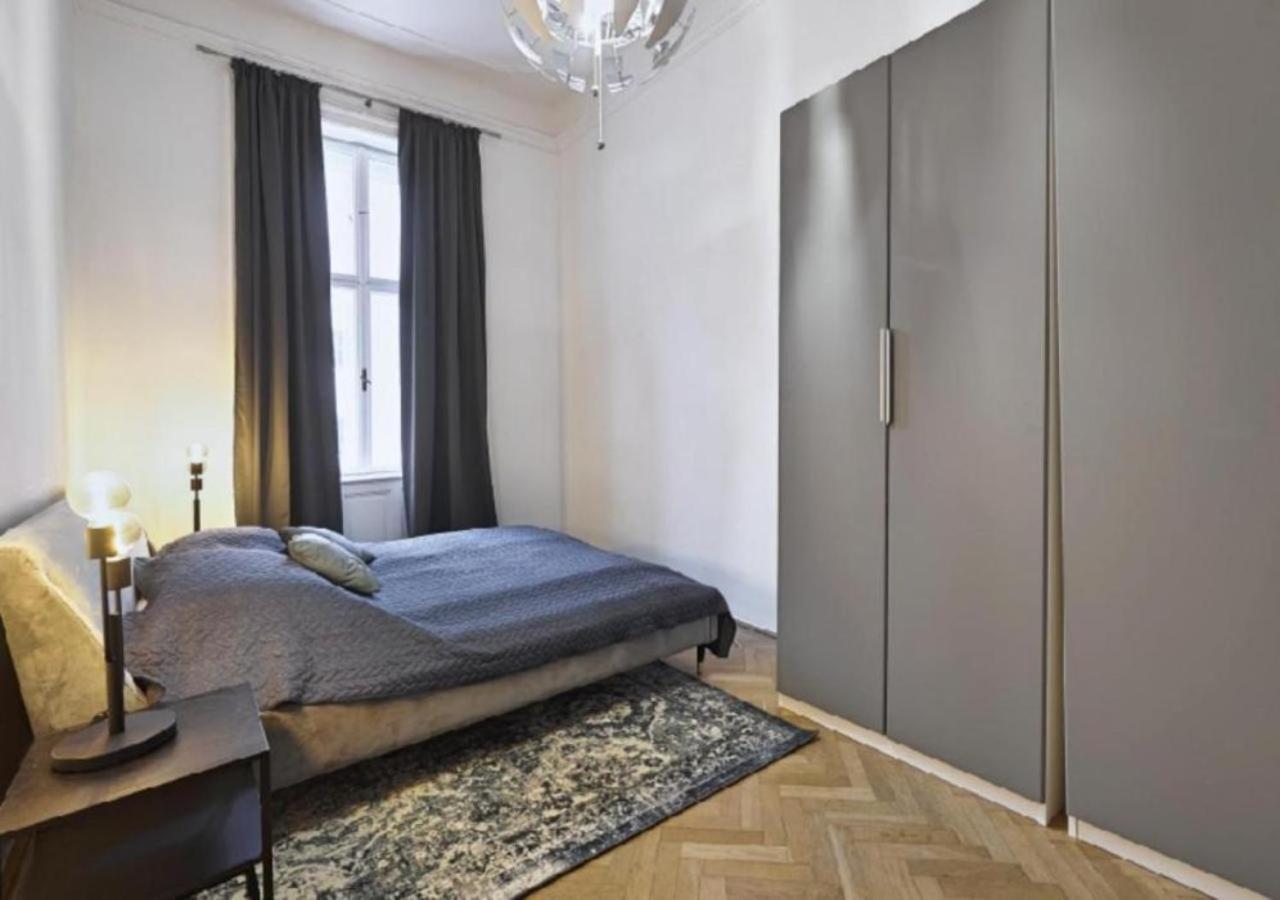 Luxurious, 2 Min To Casino And Roemertherme Apartment Baden Luaran gambar