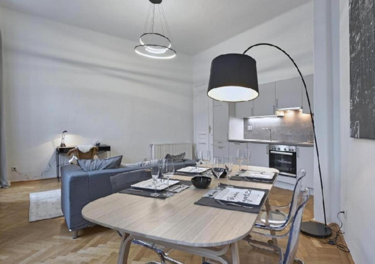 Luxurious, 2 Min To Casino And Roemertherme Apartment Baden Luaran gambar