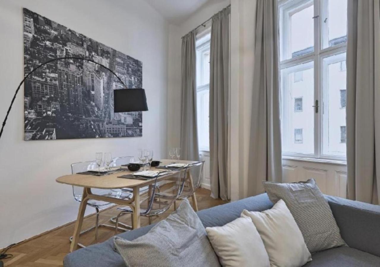 Luxurious, 2 Min To Casino And Roemertherme Apartment Baden Luaran gambar