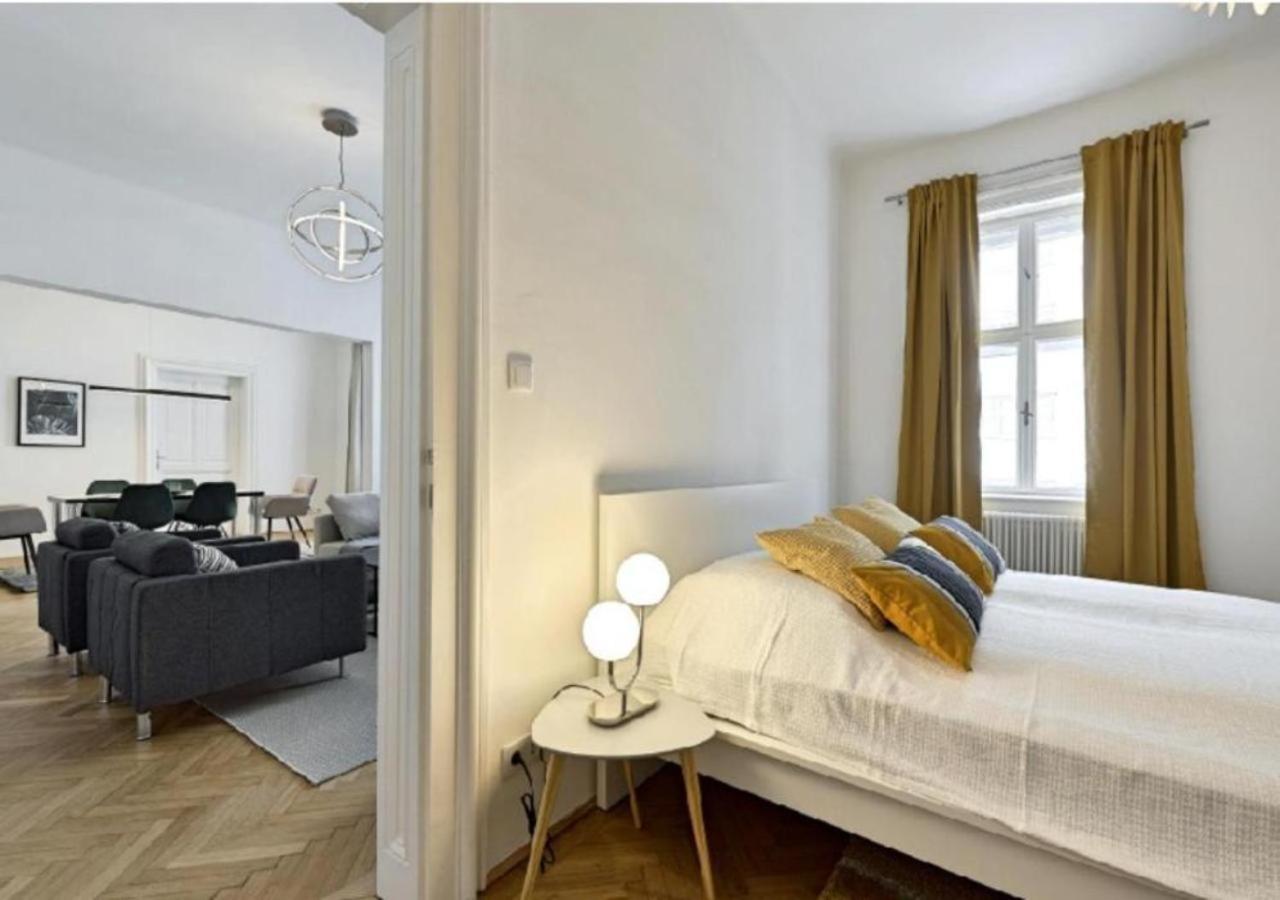 Luxurious, 2 Min To Casino And Roemertherme Apartment Baden Luaran gambar
