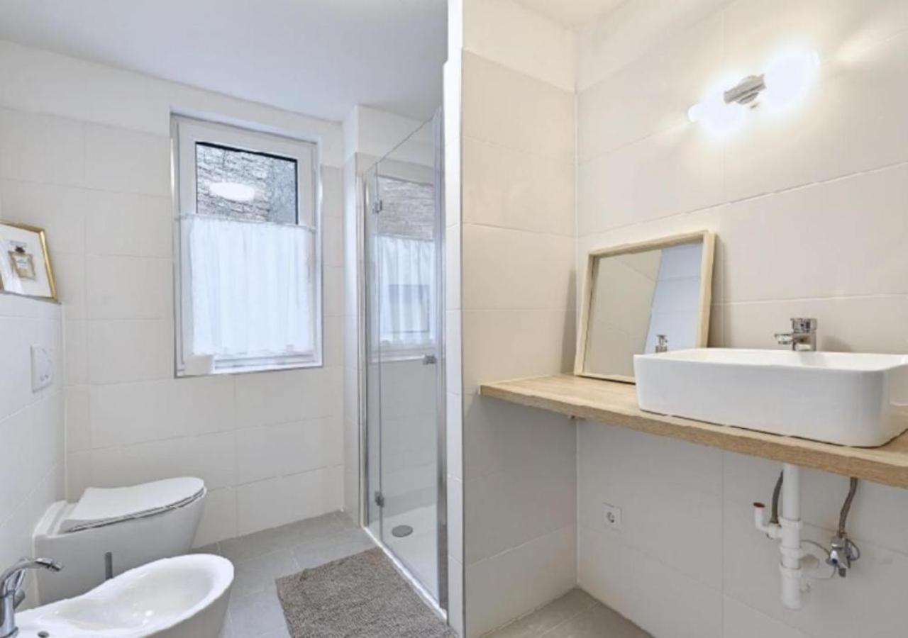 Luxurious, 2 Min To Casino And Roemertherme Apartment Baden Luaran gambar