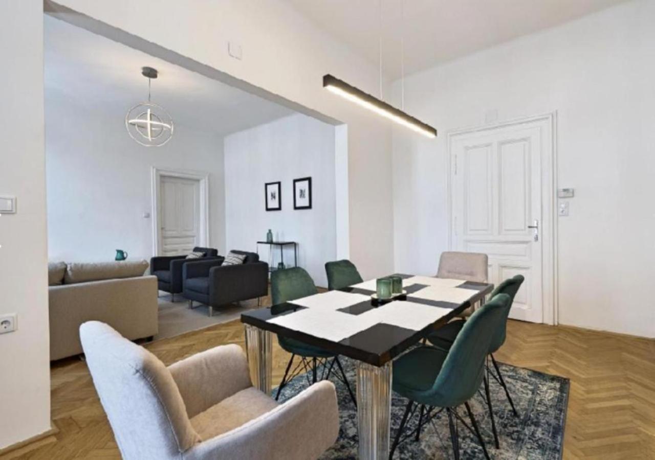 Luxurious, 2 Min To Casino And Roemertherme Apartment Baden Luaran gambar