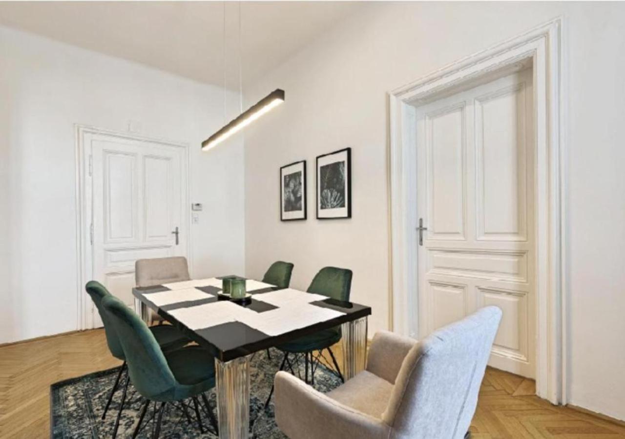 Luxurious, 2 Min To Casino And Roemertherme Apartment Baden Luaran gambar