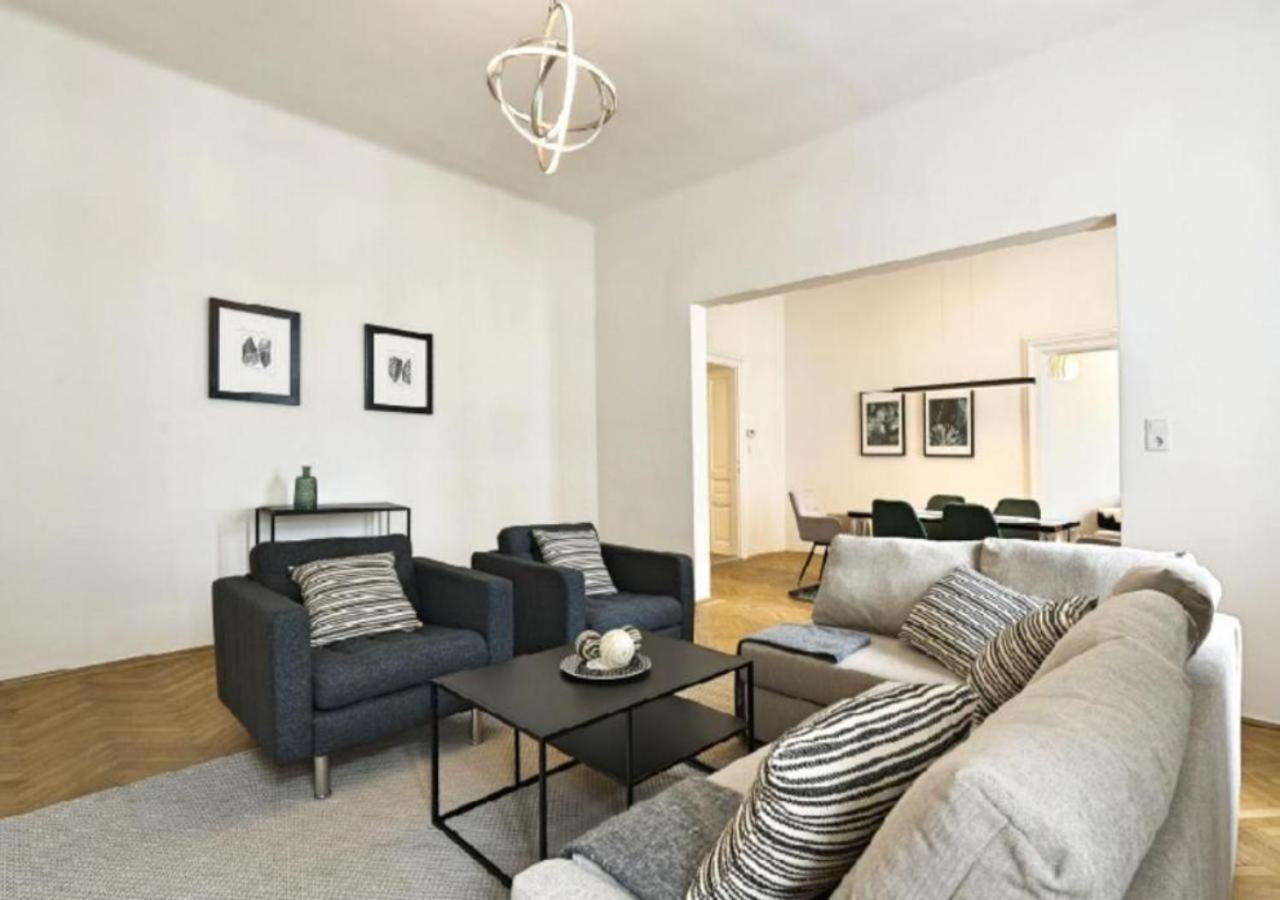 Luxurious, 2 Min To Casino And Roemertherme Apartment Baden Luaran gambar
