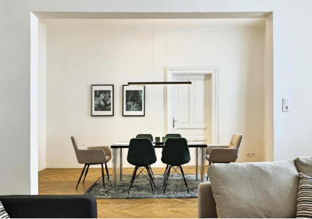Luxurious, 2 Min To Casino And Roemertherme Apartment Baden Luaran gambar