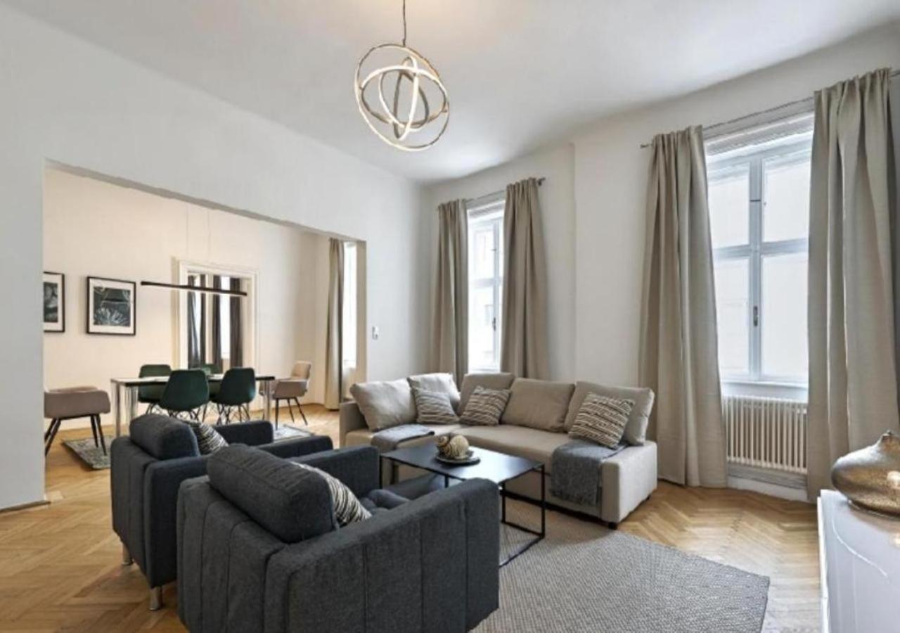 Luxurious, 2 Min To Casino And Roemertherme Apartment Baden Luaran gambar